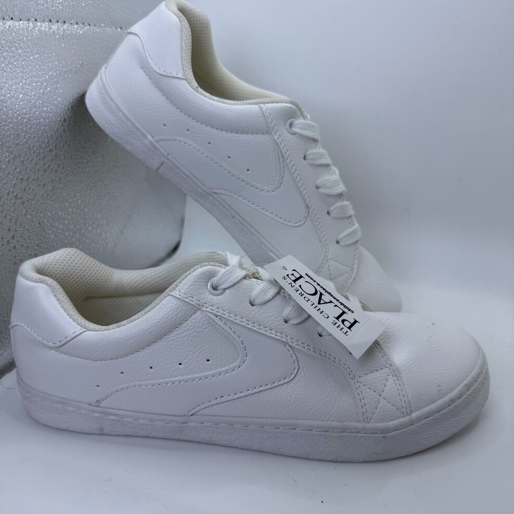 NWT The Children's Place Sneakers White Casual Everyday Shoes Size 6